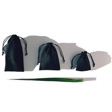 Load image into Gallery viewer, The best green aventurine jade eye mask, face roller and gua sha anti-aging skin kit.